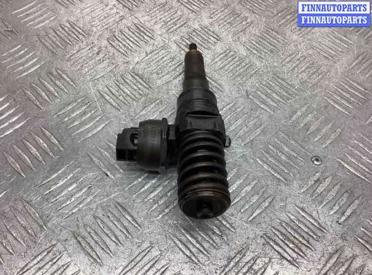 Форсунка топливная на Volkswagen Passat B6 (3C)