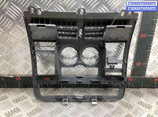 купить Накладка декоративная центральной консоли на Mercedes Vito Vito (W639) 2003-2010