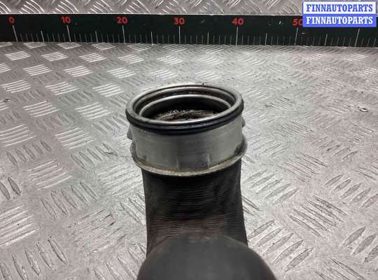 купить Патрубок турбины на Volkswagen Passat Passat B5+ (3B) 2000-2005 рестайлинг