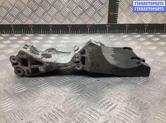 купить Кронштейн генератора на Volkswagen Passat Passat B6 (3C) 2005-2010