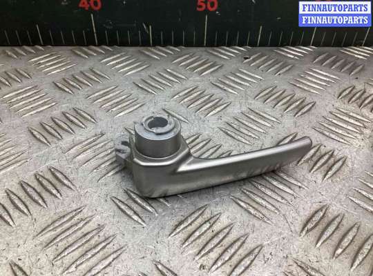 купить Ручка внутренняя передняя левая на Mazda 3 3 I (BK) 2003-2009