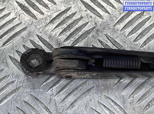 купить Щеткодержатель (поводок стеклоочистителя, дворник) на Mercedes C C (W203) 2000-2004