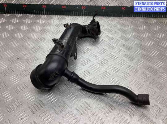 купить Патрубок интеркулера на Volkswagen Golf Golf III (1H) 1991-1997