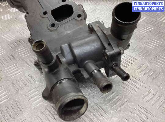 Корпус термостата на Citroen Berlingo I (MF)