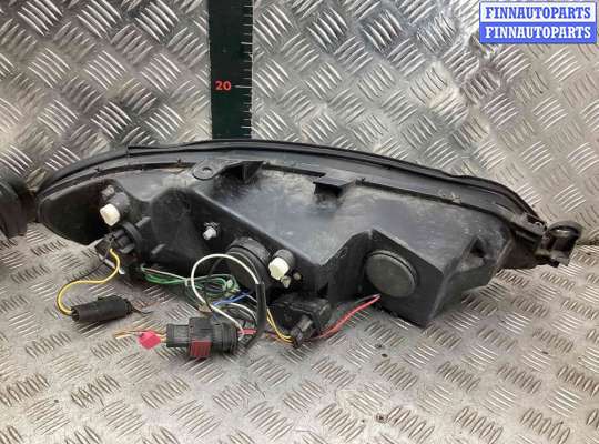 Фара передняя на Opel Vectra B