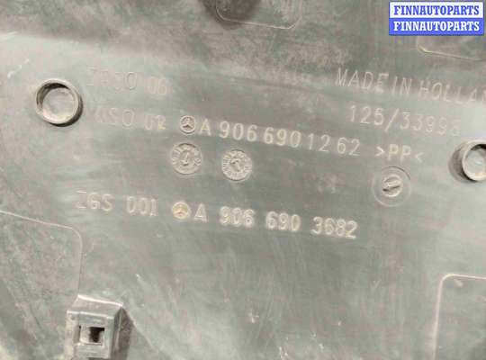 купить Молдинг крыла заднего правого на Volkswagen Crafter Crafter I (2E) 2006-2016