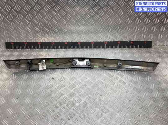 купить Накладка двери (крышки) багажника на Opel Astra Astra H 2004-2007