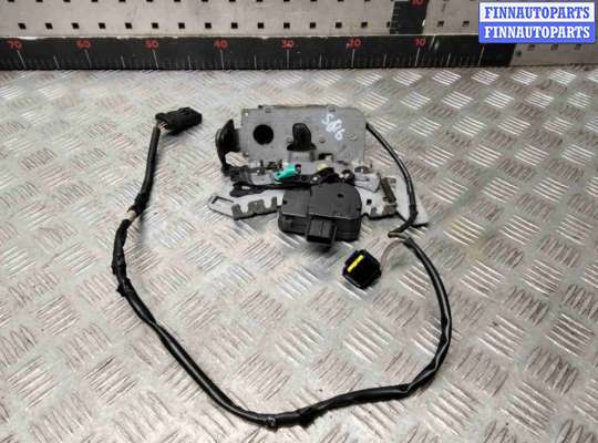 Замок боковой двери на Chrysler Voyager IV (RG)