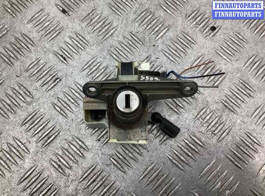 купить Личинка замка багажника на Audi A4 A4 B5 (8D) 1999-2001 рестайлинг