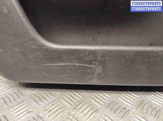 купить Обшивка двери задней левой (дверная карта) на Opel Zafira Zafira A 2003-2005 рестайлинг