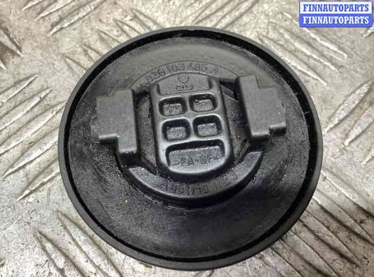 Крышка (пробка) маслозаливная на Volkswagen Passat B4 (3A)