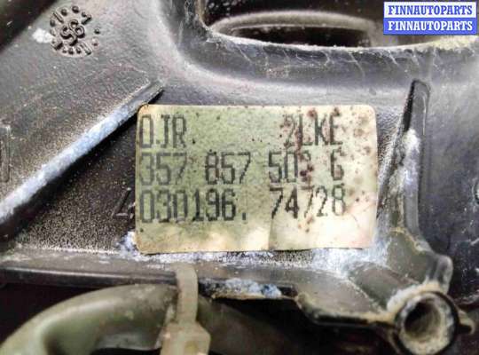 Зеркало боковое на Volkswagen Passat B3 (35i)