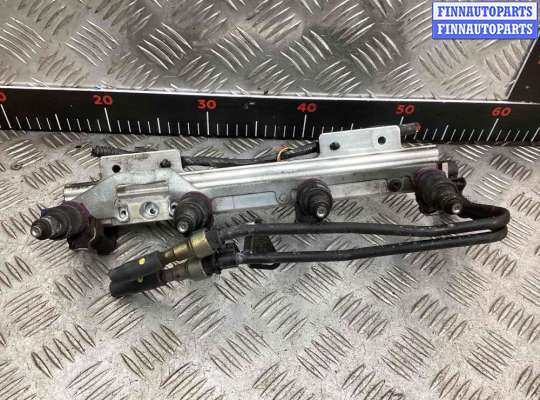 Форсунка топливная на Volvo S40 I | V40 (VS)