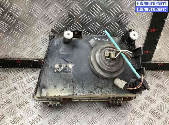 Фара передняя на Mercedes-Benz 100 (631)