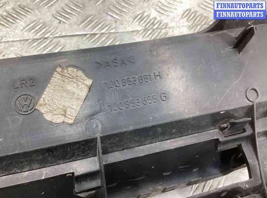 купить Решетка радиатора на Volkswagen Golf Golf IV (1J) 1997-2004