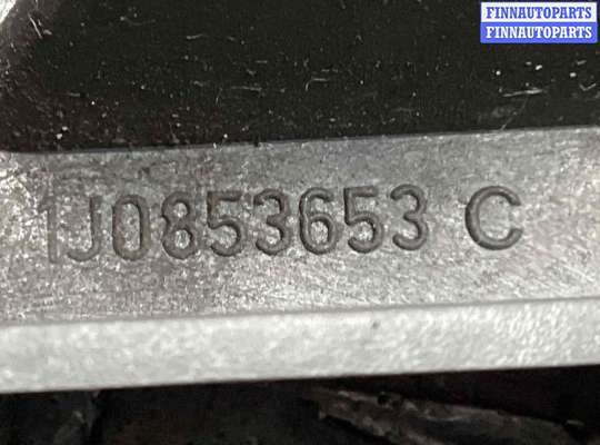 купить Решетка радиатора на Volkswagen Golf Golf IV (1J) 1997-2004