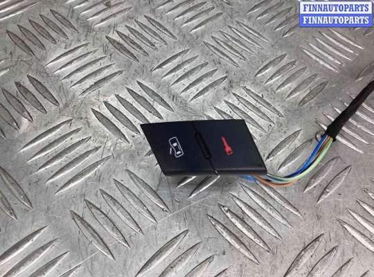 купить Кнопка центрального замка на Audi A6 A6 C5 (4B) 2001-2004 рестайлинг