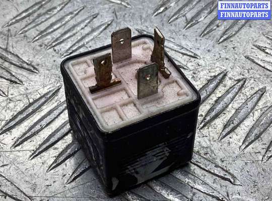 купить Реле бензонасоса на Audi 100 100 C3 1982-1991