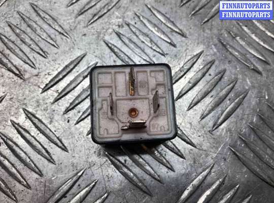 купить Реле бензонасоса на Audi 100 100 C3 1982-1991