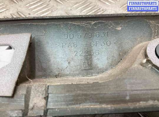 Планка подсветки номера на Opel Zafira A