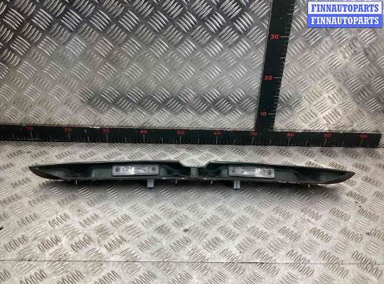 Планка подсветки номера на Opel Zafira A