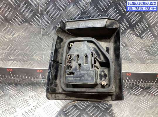 купить Фонарь задний правый на Volkswagen Passat Passat B3 1988-1993