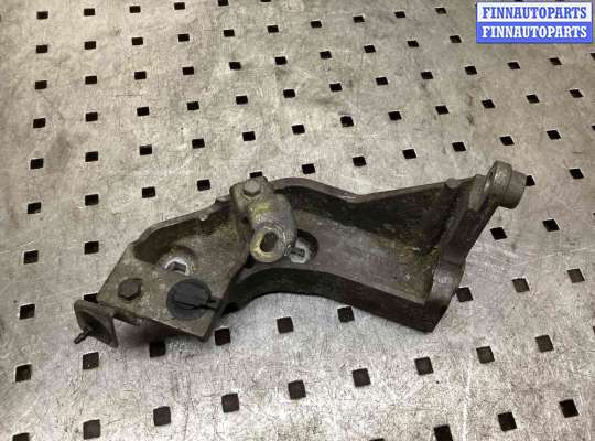 купить Крепление ТНВД на Renault Scenic Scenic I (JA) 1999-2003 рестайлинг