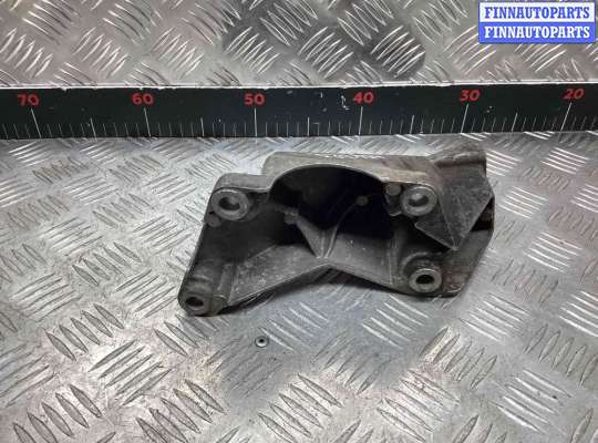купить Кронштейн двигателя на Audi A4 A4 B6 (8EC, 8E5) 2000-2004