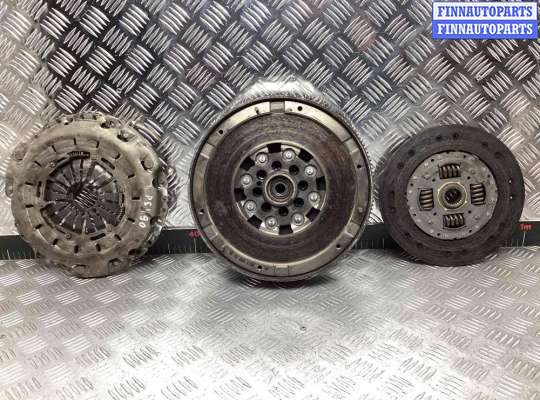 купить Маховик на Mercedes C C (W203) 2000-2004