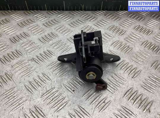 купить Кнопка открытия багажника на Opel Zafira Zafira A 2003-2005 рестайлинг