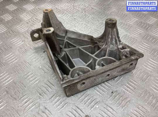купить Кронштейн двигателя на Seat Ibiza Ibiza III (6L) 2002-2008