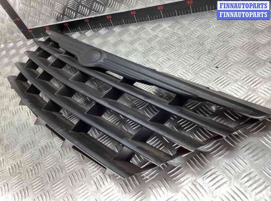 купить Решетка радиатора на Chrysler Voyager Voyager IV (RG) 2001-2008