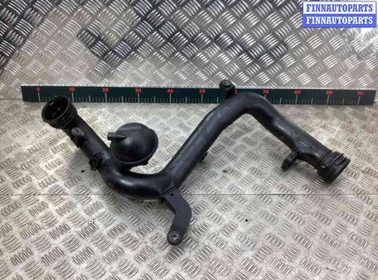 Патрубок интеркулера VG2199519 на Volkswagen Touran I (1T) 2003-2006