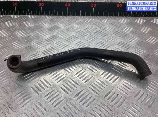 Патрубок радиатора VG2447401 на Volkswagen Passat Passat B6 (3C) 2005-2010