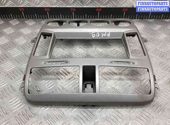 купить Накладка декоративная на торпедо на Kia Carnival Carnival I (GQ) 1998-2006