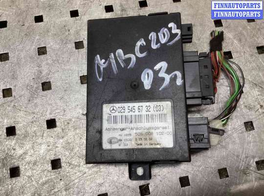 Блок согласования фаркопа MB968018 на Mercedes C (W203) 2000-2007