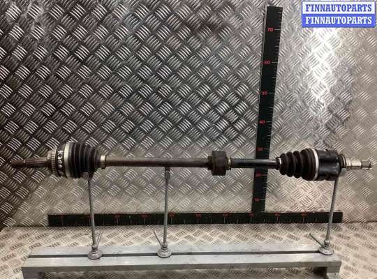 Полуось передняя правая (приводной вал, ШРУС) TT905252 на Toyota Corolla Verso Corolla Verso (AR10) 2004-2009