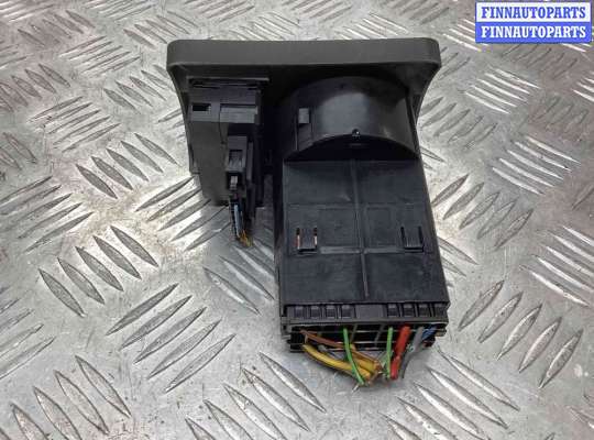 купить Переключатель света на Audi A6 A6 C5 (4B) 1997-2001