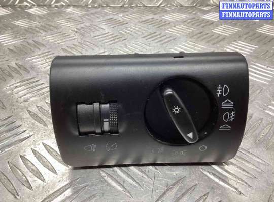 купить Переключатель света на Audi A6 A6 C5 (4B) 1997-2001