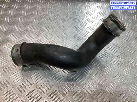 купить Патрубок интеркулера на Volkswagen Transporter Transporter T5 (7H) 2003-2015