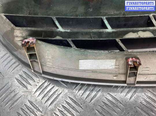 купить Решетка радиатора на Kia Carens Carens I (FJ) 2002-2006 рестайлинг