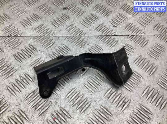 Кронштейн крепления крыла на Volkswagen Passat B5 (3B)