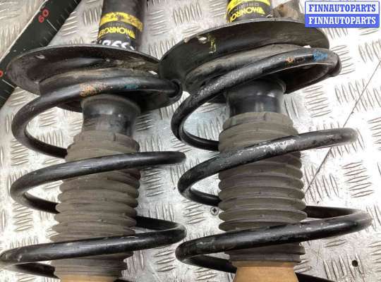 купить Стойка передняя правая на Volvo V40 V40 I (VW) 2000-2004 рестайлинг