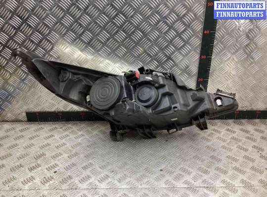 Фара передняя на Peugeot 207