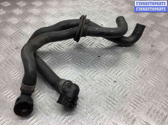 купить Патрубок отопителя (печки) на Volkswagen Passat Passat B5 (3B) 1996-2000