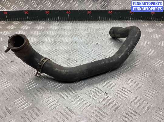 Патрубок (трубка, шланг) на Ford Focus I