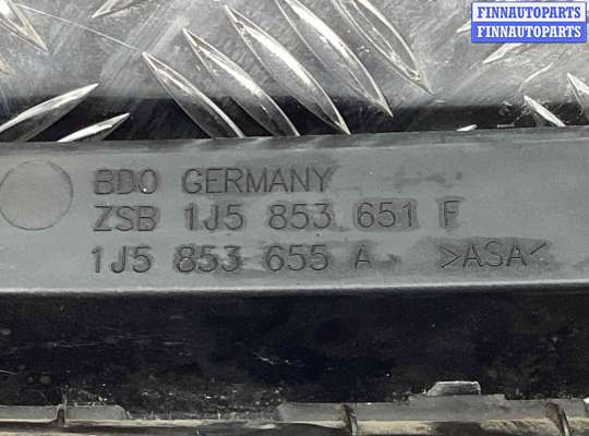 купить Решетка радиатора на Volkswagen Bora Bora (1J) 1998-2005