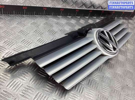 купить Решетка радиатора на Volkswagen Bora Bora (1J) 1998-2005