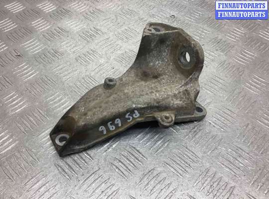 Кронштейн КПП AU1735383 на Audi A6 A6 C5 (4B) 1997-2001