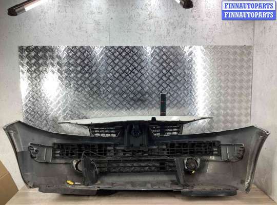 Бампер передний на Renault Megane II